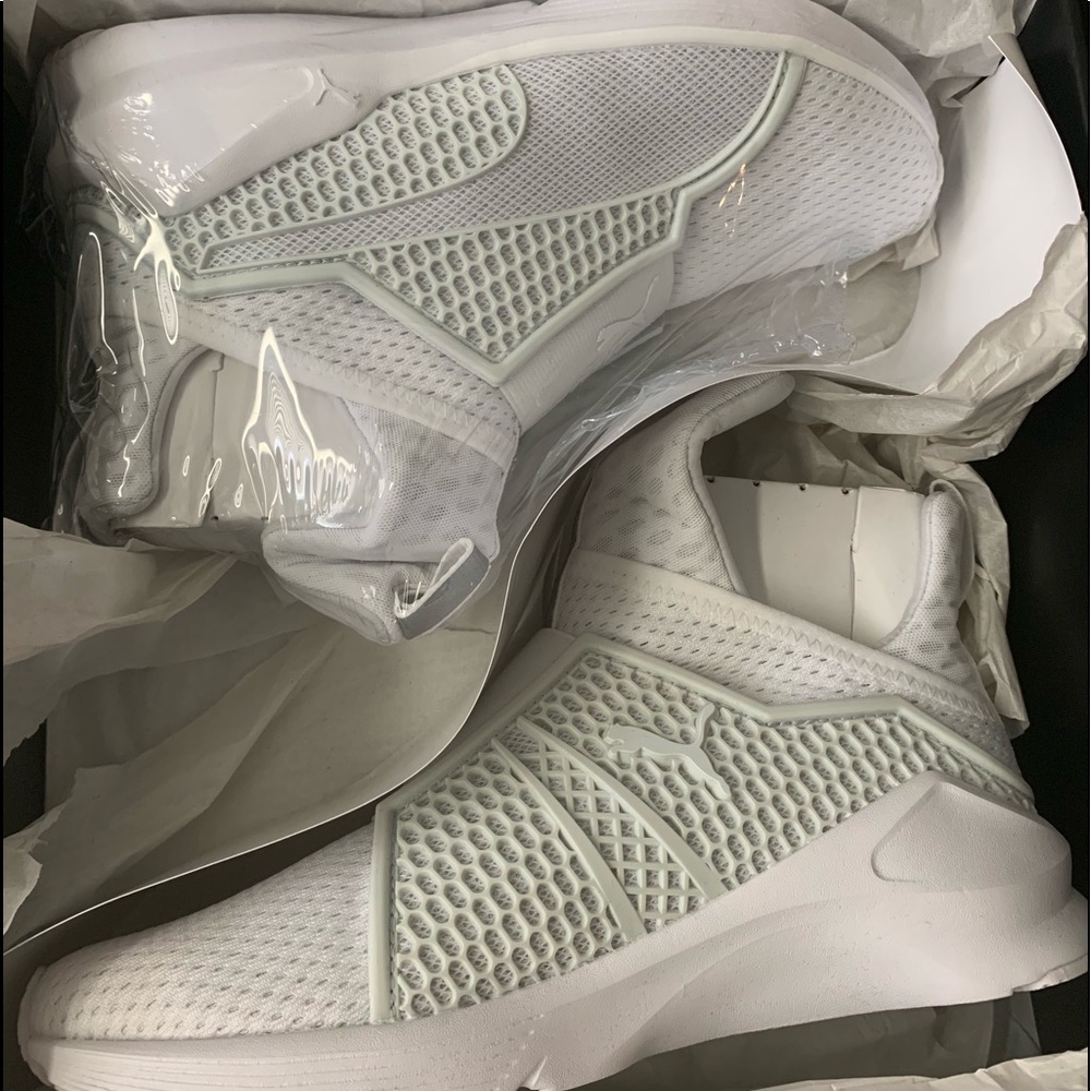 “Rihanna” fenty trainer Collab with puma